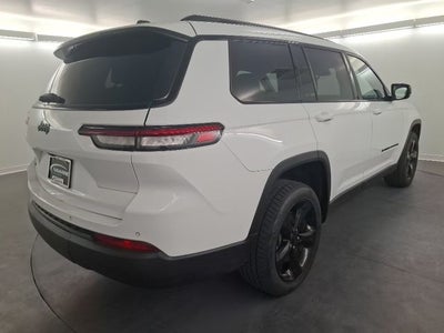 2022 Jeep Grand Cherokee L Altitude 4x2