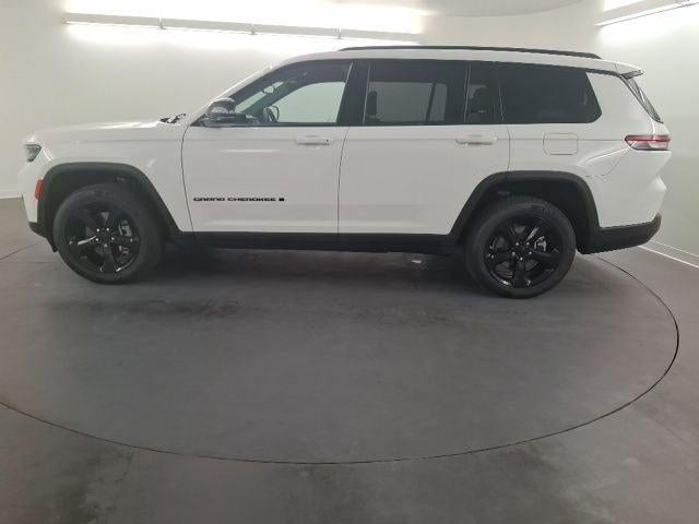2022 Jeep Grand Cherokee L Altitude 4x2