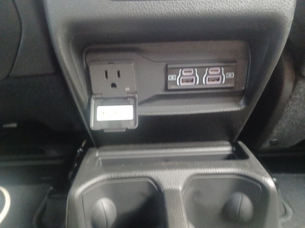2026 Jeep Grand Cherokee GRAND CHEROKEE L LAREDO X 4X2