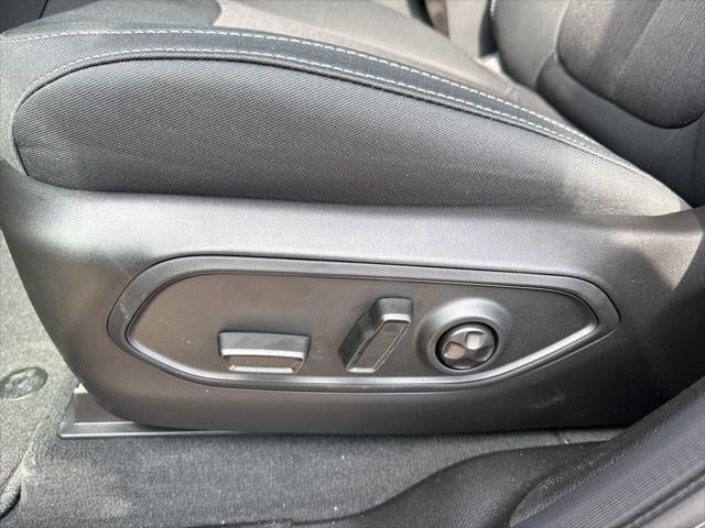 2026 Jeep Grand Cherokee GRAND CHEROKEE L LAREDO X 4X2