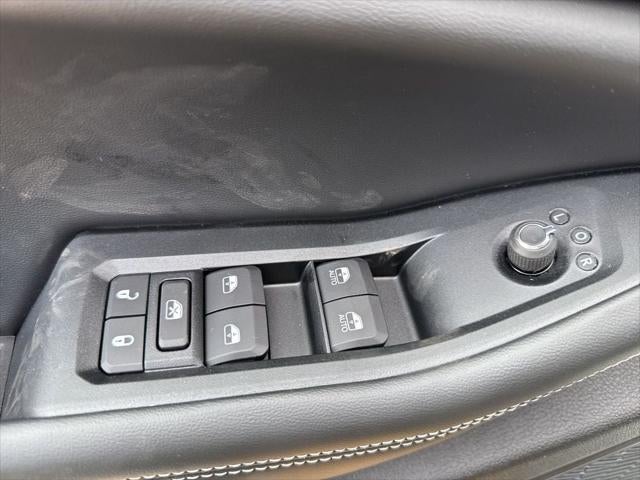 2026 Jeep Grand Cherokee GRAND CHEROKEE L LAREDO X 4X2