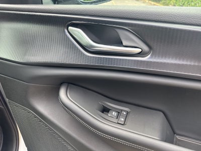 2025 Jeep Grand Cherokee GRAND CHEROKEE L ALTITUDE 4X2