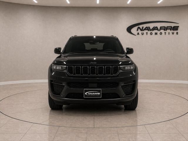 2027 Jeep Grand Cherokee GRAND CHEROKEE L LAREDO ALTITUDE 4X2