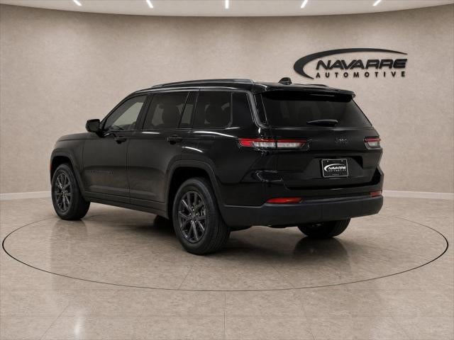 2027 Jeep Grand Cherokee GRAND CHEROKEE L LAREDO ALTITUDE 4X2