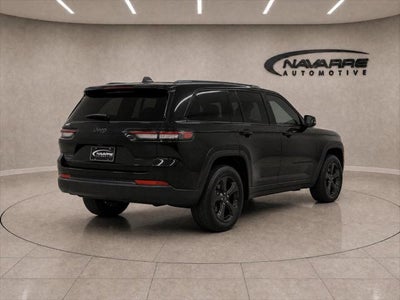 2027 Jeep Grand Cherokee GRAND CHEROKEE L LAREDO ALTITUDE 4X2
