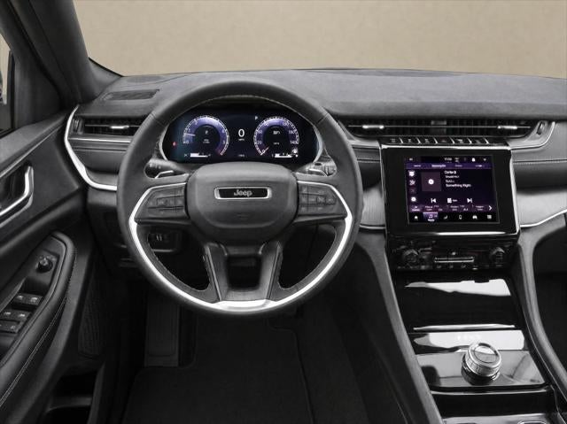 2027 Jeep Grand Cherokee GRAND CHEROKEE L LAREDO ALTITUDE 4X2
