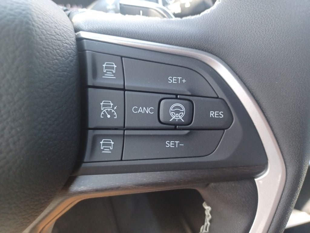 2026 Jeep Grand Cherokee GRAND CHEROKEE L LIMITED 4X2