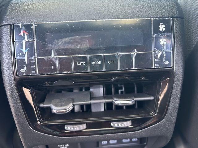 2026 Jeep Grand Cherokee GRAND CHEROKEE L LIMITED 4X2