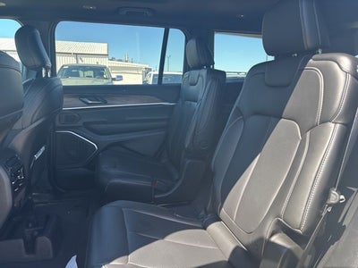 2026 Jeep Grand Cherokee GRAND CHEROKEE L LIMITED 4X2