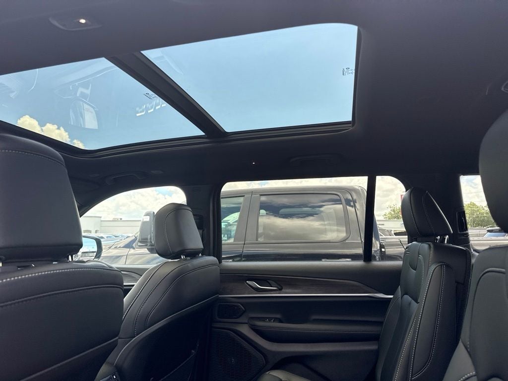 2026 Jeep Grand Cherokee GRAND CHEROKEE L LIMITED 4X2