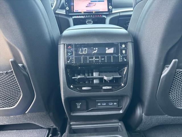 2026 Jeep Grand Cherokee GRAND CHEROKEE L LIMITED 4X2
