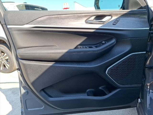 2027 Jeep Grand Cherokee GRAND CHEROKEE L LIMITED RESERVE 4X4