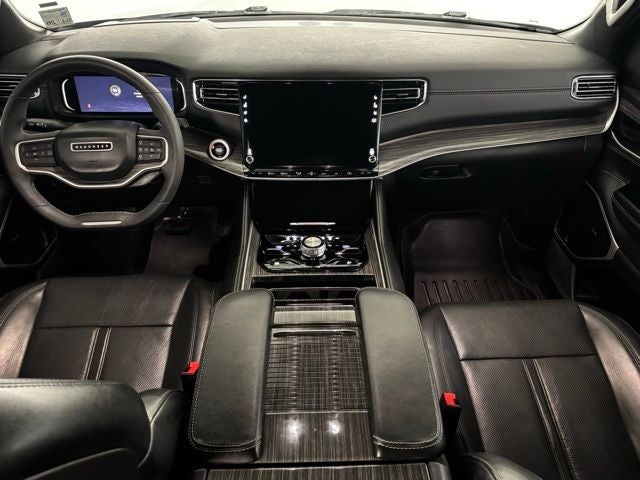 2022 Jeep Wagoneer Series III 4x4