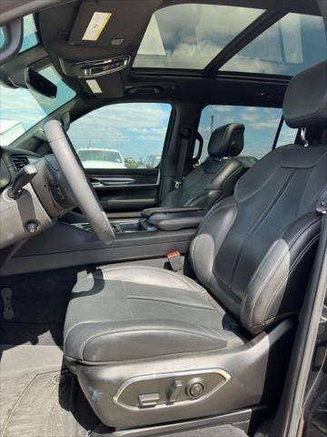 2022 Jeep Wagoneer Series III 4x4