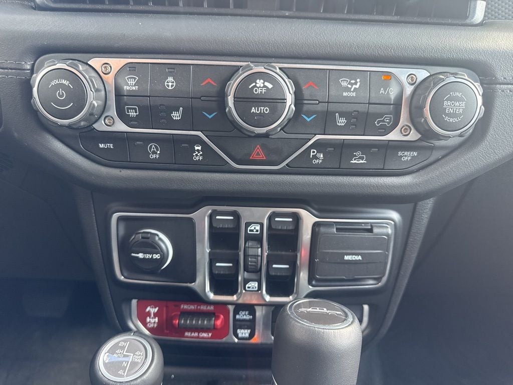 2025 Jeep Gladiator GLADIATOR RUBICON X 4X4