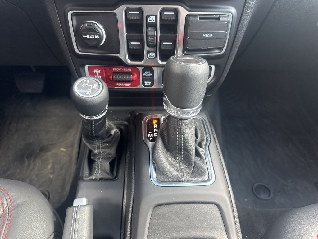 2025 Jeep Gladiator GLADIATOR RUBICON X 4X4