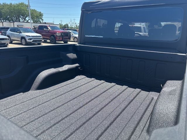 2026 Jeep Gladiator GLADIATOR SHADOW OPS 4X4