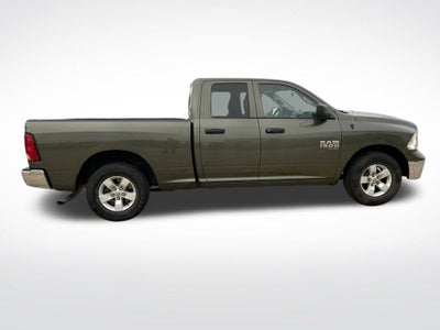 2021 RAM 1500 Classic Tradesman Quad Cab 4x2 6'4' Box