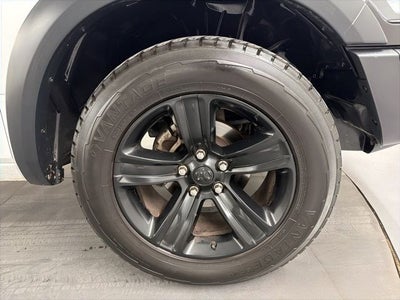 2024 RAM 1500 Classic Warlock Crew Cab 4x2 5'7' Box