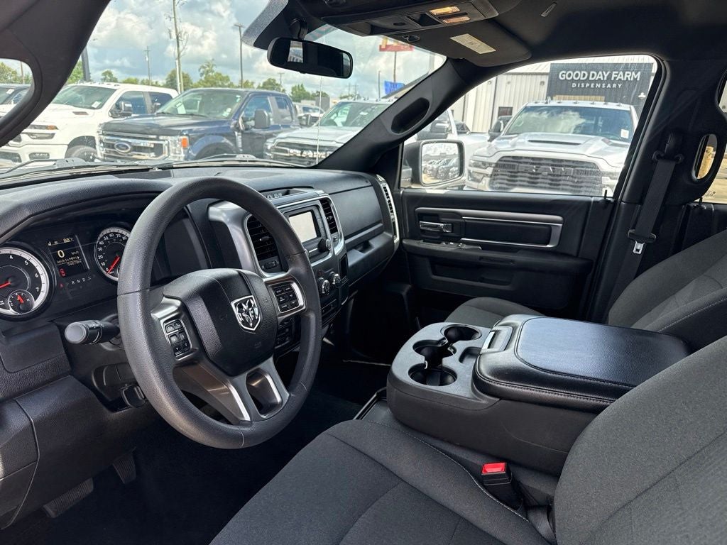 2024 RAM 1500 Classic Warlock Crew Cab 4x4 5'7' Box
