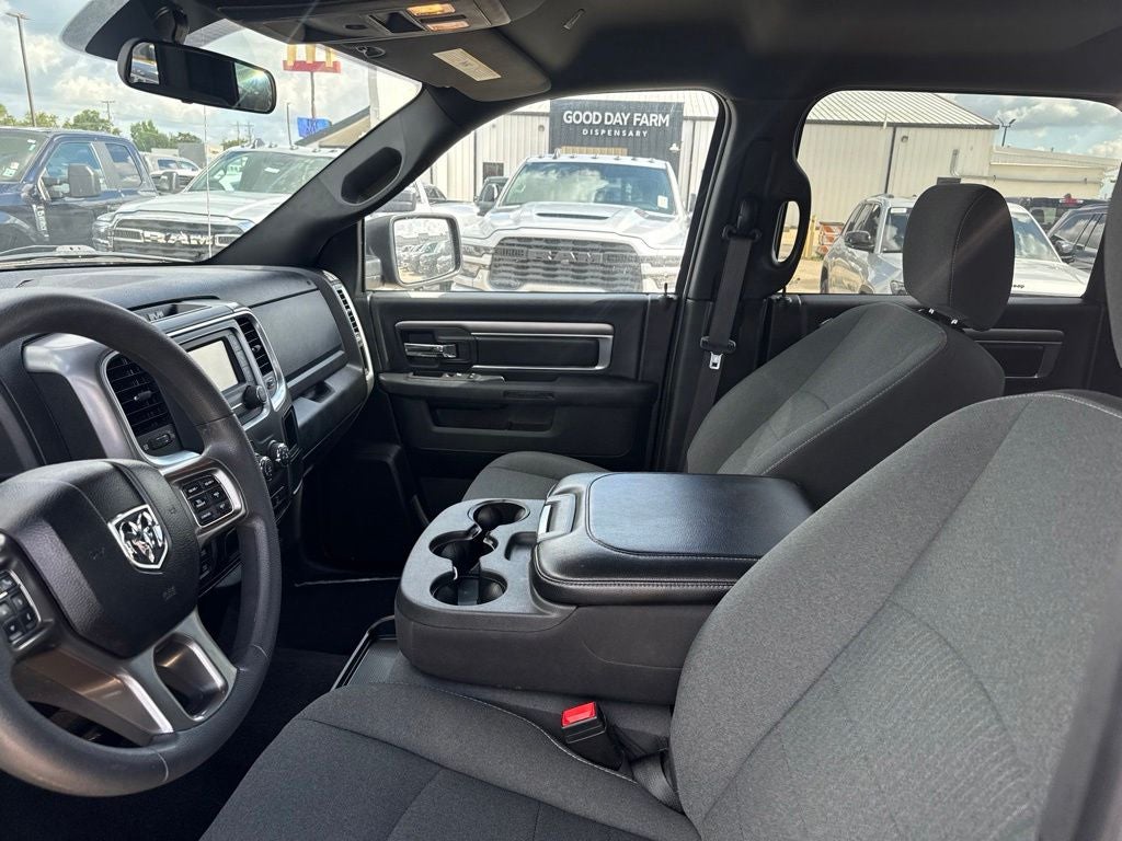 2024 RAM 1500 Classic Warlock Crew Cab 4x4 5'7' Box