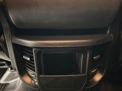 2022 RAM 1500 Tradesman Quad Cab 4x2 6'4' Box