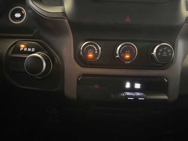 2022 RAM 1500 Tradesman Quad Cab 4x2 6'4' Box