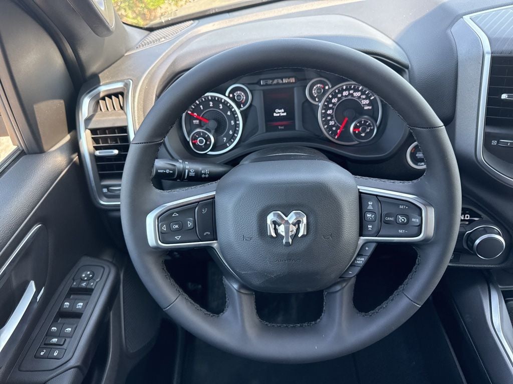 2026 RAM Ram 1500 RAM 1500 BIG HORN CREW CAB 4X2 5'7' BOX