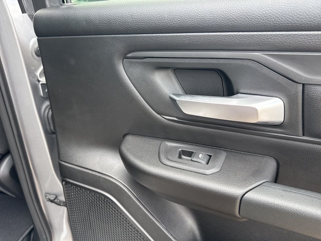 2026 RAM Ram 1500 RAM 1500 TRADESMAN CREW CAB 4X2 5'7' BOX