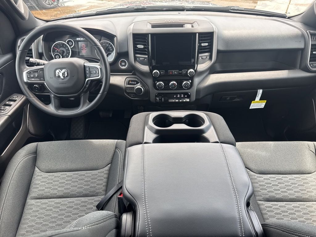 2026 RAM Ram 1500 RAM 1500 TRADESMAN CREW CAB 4X2 5'7' BOX