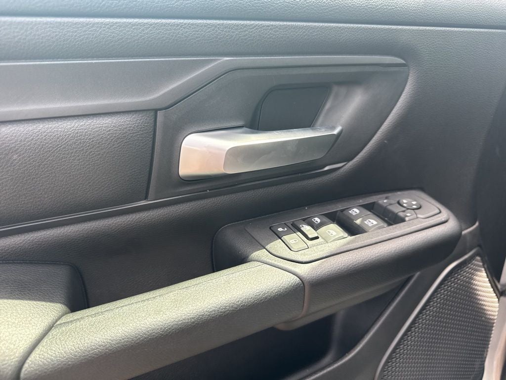 2026 RAM Ram 1500 RAM 1500 TRADESMAN CREW CAB 4X2 5'7' BOX