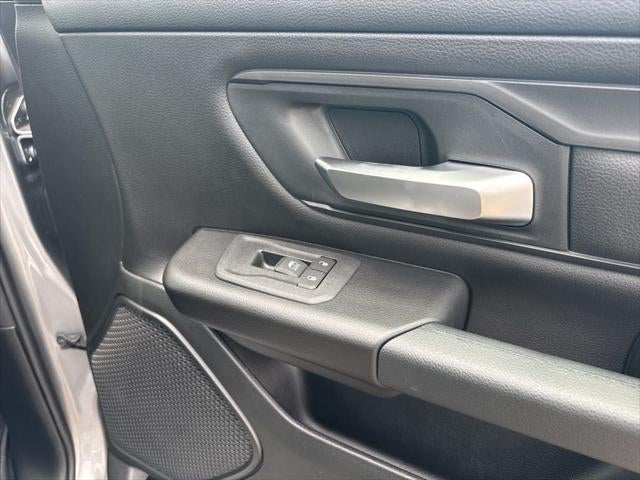 2026 RAM Ram 1500 RAM 1500 TRADESMAN CREW CAB 4X2 5'7' BOX