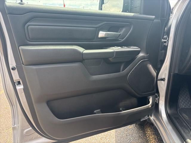 2026 RAM Ram 1500 RAM 1500 TRADESMAN CREW CAB 4X2 5'7' BOX