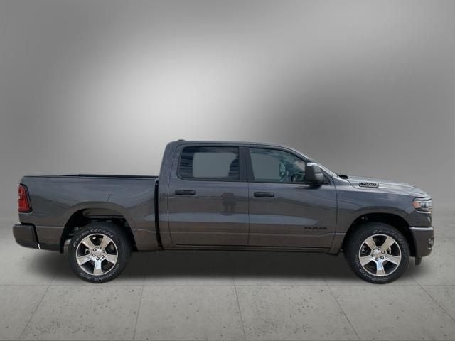 2026 RAM Ram 1500 RAM 1500 EXPRESS CREW CAB 4X2 5'7' BOX
