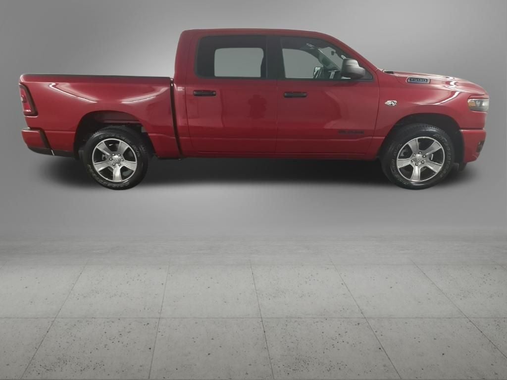 2026 RAM 1500 RAM 1500 EXPRESS CREW CAB 4X2 5'7' BOX
