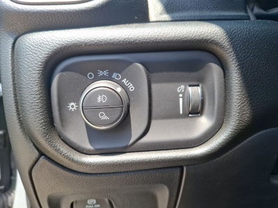 2026 RAM Ram 1500 RAM 1500 EXPRESS CREW CAB 4X2 5'7' BOX