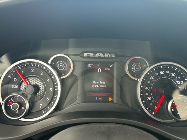 2026 RAM Ram 1500 RAM 1500 EXPRESS CREW CAB 4X2 5'7' BOX