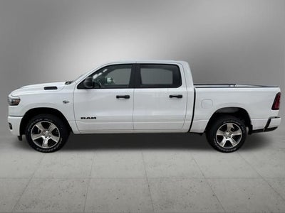 2026 RAM Ram 1500 RAM 1500 EXPRESS CREW CAB 4X2 5'7' BOX
