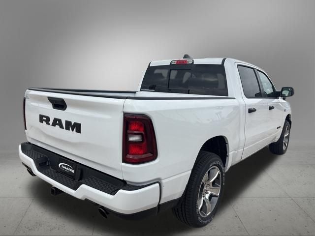 2026 RAM Ram 1500 RAM 1500 EXPRESS CREW CAB 4X2 5'7' BOX