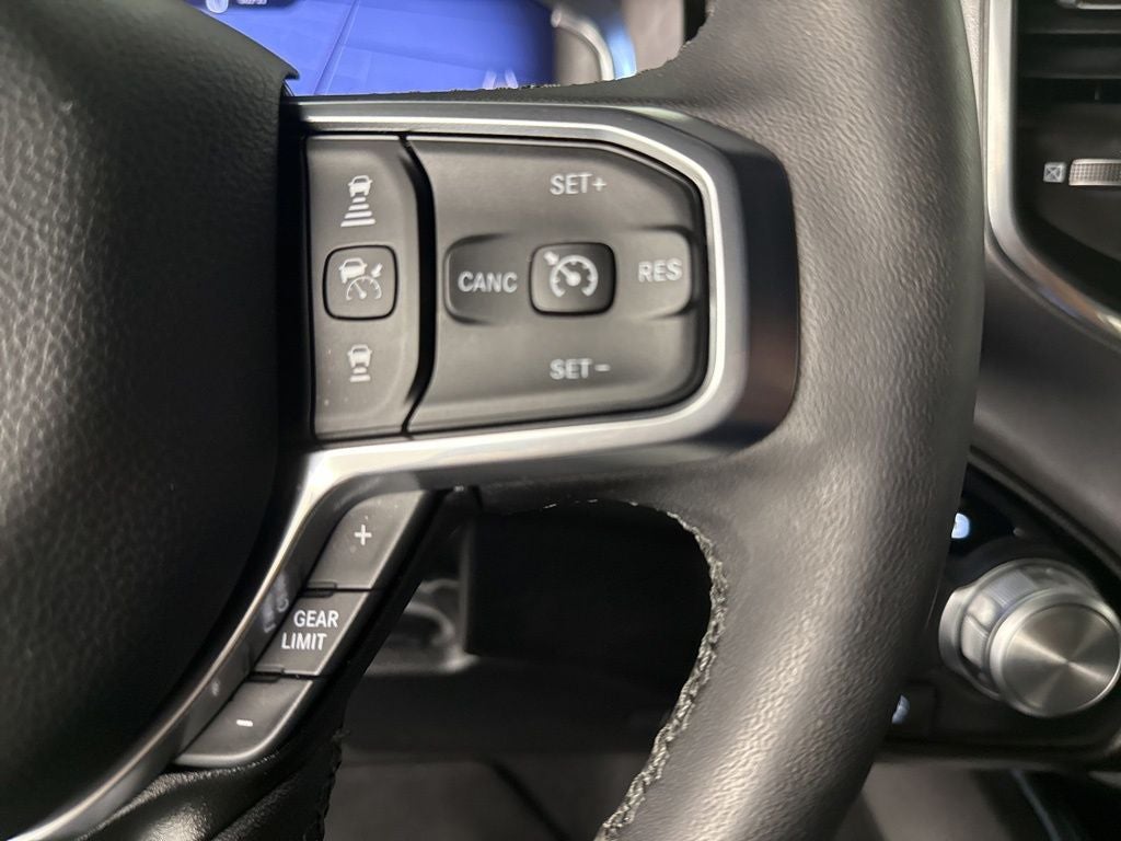 2025 RAM 1500 Laramie Crew Cab 4x2 5'7' Box