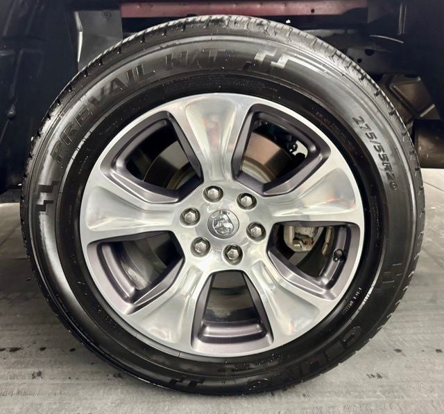 2024 RAM 1500 Laramie Crew Cab 4x2 5'7' Box