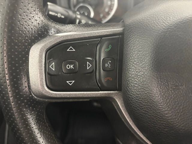 2022 RAM 1500 Tradesman Crew Cab 4x4 6'4' Box