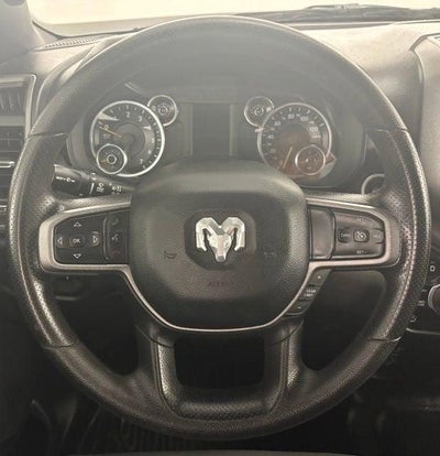 2022 RAM 1500 Tradesman Crew Cab 4x4 6'4' Box
