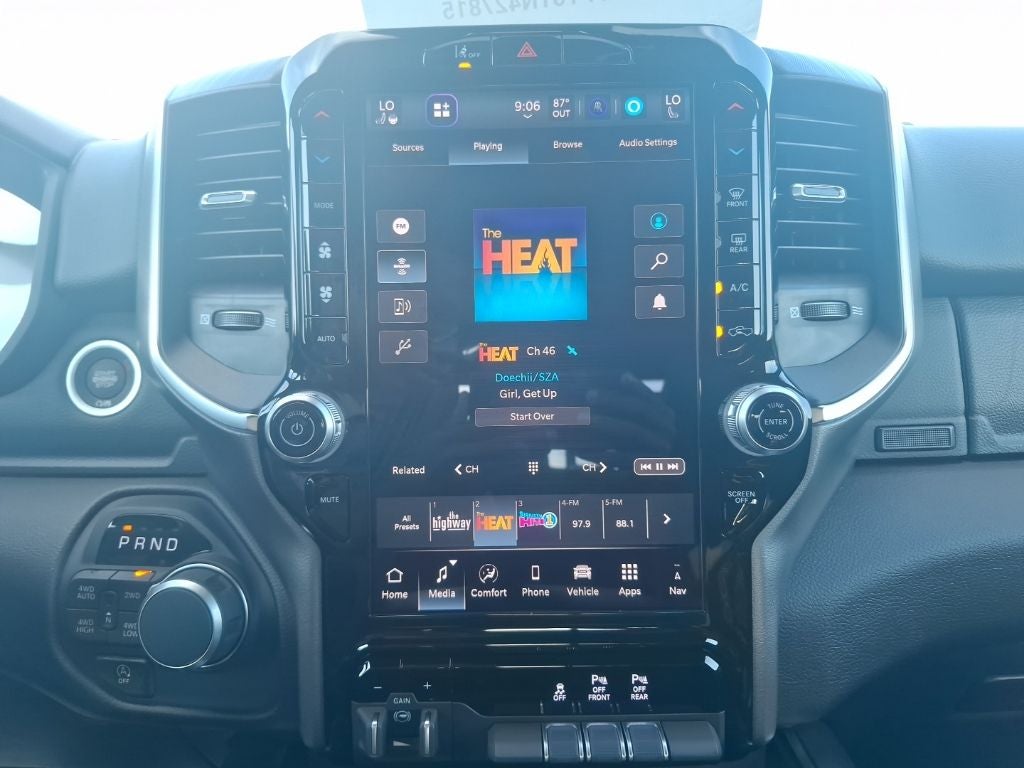 2026 RAM 1500 Big Horn Crew Cab 4x4 5'7' Box