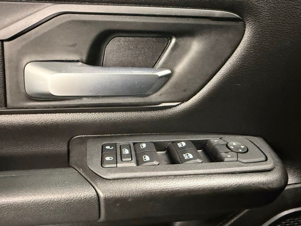 2025 RAM 1500 Warlock Crew Cab 4x4 5'7' Box