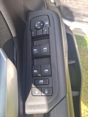 2026 RAM 1500 RAM 1500 WARLOCK CREW CAB 4X4 5'7' BOX