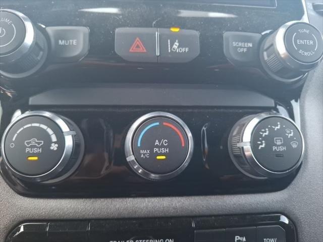 2026 RAM 1500 RAM 1500 WARLOCK CREW CAB 4X4 5'7' BOX