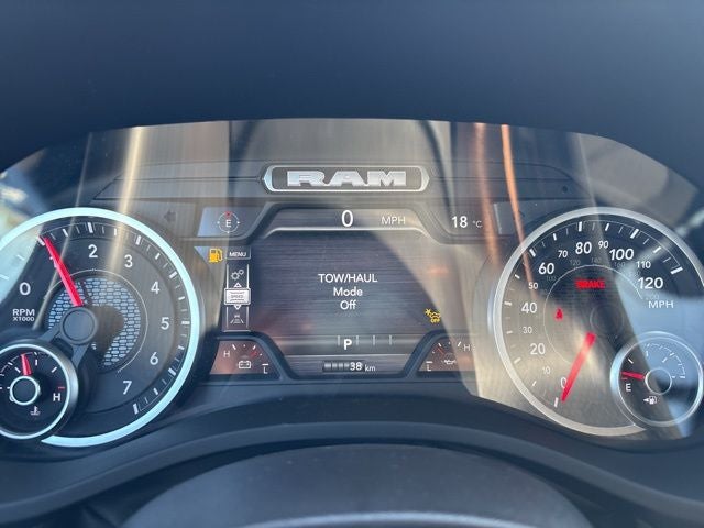 2026 RAM Ram 1500 RAM 1500 WARLOCK CREW CAB 4X4 5'7' BOX