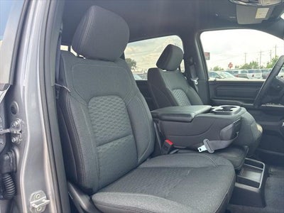 2026 RAM Ram 1500 RAM 1500 TRADESMAN CREW CAB 4X4 5'7' BOX