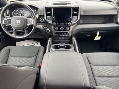 2026 RAM Ram 1500 RAM 1500 EXPRESS CREW CAB 4X4 5'7' BOX